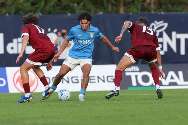 SSC Napoli v Arezzo - Pre Season Friendly Match Antonio Vergara of Napoli during a preseason friendly soccer match between Napoli and Arezzo at Stadio Carciato in Dimaro Folgarida, Trento, Italy, on July 22, 2026. Dimaro Folgarida Trento Italy  Copyright: xCiroxDexLucax originalFilename:deluca-sscnapol260722_npjnc.jpg