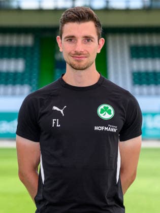 22.07.2026 - SpVgg Greuther Fürth ( Kleeblatt Spielvereinigung ) - 2. BL Fussball Bundesliga - Saison 2026 2027 - Fototermin Porträttermin Vorstellung Präsentation Pressetermin - - Einzelbild Einzelfoto Portrait Porträt Kopfbild - Florian Leimeister (Athletik-Trainer SpVgg Greuther Fürth) *** July 22, 2026 SpVgg Greuther Fürth Kleeblatt Spielvereinigung 2nd Division Soccer Bundesliga 2026–2027 Season Photo Shoot Portrait Session Introduction Presentation Press Event Single Image Individual Photo Portrait Headshot Florian Leimeister Athletic Trainer SpVgg Greuther Fürth