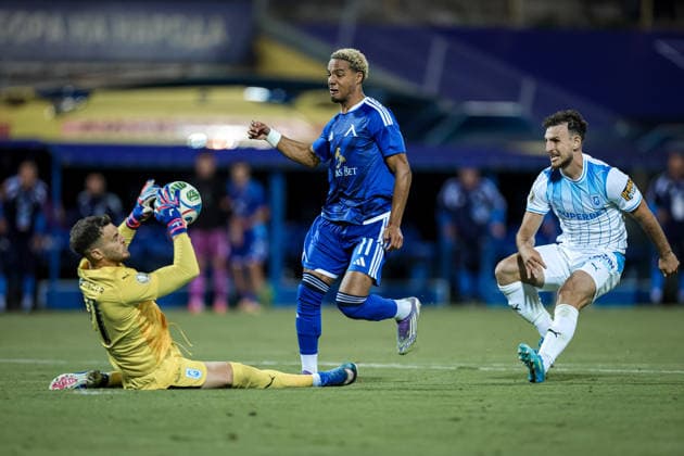 Football - UEFA Champion™s League - Second qualifying round - PFC Levski vs Universitatea Craiova - 22.07.2026 Armstrong Oko-Flex, LaurenÈ›iu Popescu and Anzor Mekvabishvili Copyright: xYulianxTodorovx
