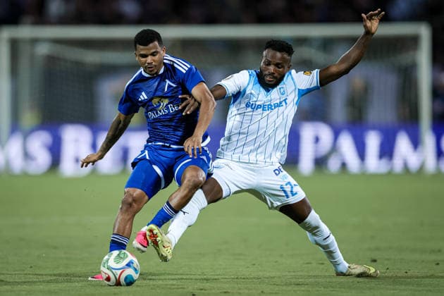 Football - UEFA Champion™s League - Second qualifying round - PFC Levski vs Universitatea Craiova - 22.07.2026 Maicon and Monday Etim Copyright: xYulianxTodorovx