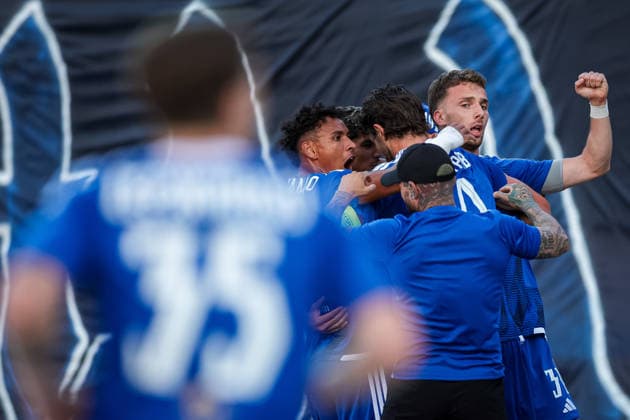 Football - UEFA Champion™s League - Second qualifying round - PFC Levski vs Universitatea Craiova - 22.07.2026 Nikola Serafimov and Reinaldo Copyright: xYulianxTodorovx