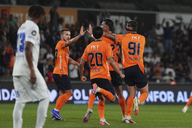 Basaksehir v Inter Turku - UEFA Conference League ISTANBUL, TURKIYE - JULY 22: Emin Bayram (23) of Istanbul Basaksehir celebrates with his teammates after scoring a goal during the UEFA Conference League second qualifying round first-leg match between Istanbul Basaksehir and Inter Turku at Basaksehir Fatih Terim Stadium in Istanbul, Turkiye, on July 22, 2026. Bunyamin Celik Anadolu Istanbul Turkey. Editorial use only. Please get in touch for any other usage.  Copyright: x2026xAnadoluxBunyaminxCelikx