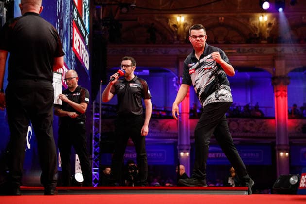 Betfred World Matchplay Gian Van Veen celebrates during Round Two of the 2026 Betfred World Matchplay at Winter Gardens, Blackpool 22 07 2026 UK Newspapers OUT Copyright: xMaxxTomlinsonx FIL-23648-0017