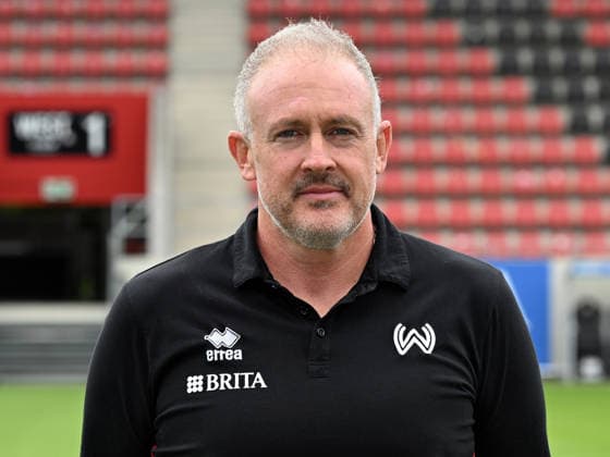 22.07.2026, xjhx, Fussball 3.Liga, SV Wehen Wiesbaden Porträttermin 2026 2027, Fototermin Saison 2026 27 v.l. Physiotherapeut Christian Bieser (SV Wehen Wiesbaden) Wiesbaden *** July 22, 2026, xjhx, Soccer 3rd Division, SV Wehen Wiesbaden Photo Shoot 2026–2027, Photo Session for the 2026–27 Season, from left: Physical Therapist Christian Bieser, SV Wehen Wiesbaden, Wiesbaden