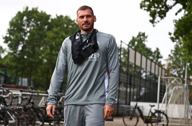 22.07.2026, NED, Fußball, Herren, 1. Bundesliga, Saison 2026 2027, Trainingslager, Rasenplatz , SV Elversberg Luca Sirch ( Elversberg ) Stroe Rasenplatz Gelderland Niederlande *** July 22, 2026, NED, Soccer, Men s, 1. Bundesliga, 2026–2027 Season, Training Camp, Grass Field, SV Elversberg, Luca Sirch, Elversberg, Stroe, Grass Field, Gelderland, Netherlands Copyright: xNordphotox xSMx