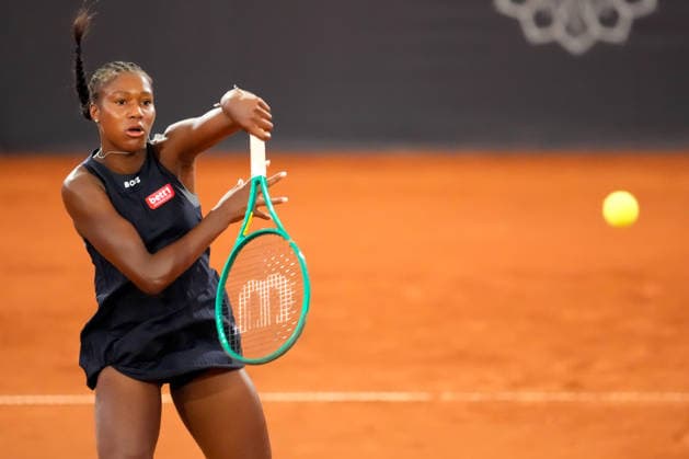 MSC Hamburg Ladies Open - Day 3 Noma Noha Akugue of Germany plays against fourth seed Anna Bondar of Hungary during their round of 16 match at the 2026 MSC Hamburg Ladies Open Women s tennis tournament at Am Rothenbaum in Hamburg, Germany. Hamburg Germany  Copyright: xOwenxHammondx originalFilename:hammond-2026msch260722_np5oq.jpg