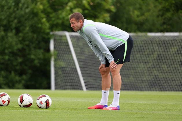 VfL Trainingslager, Weimarer Land Blankenhain, 22.07.2026, Fußball, Herren, Saison 2026 2027, 2. BL, VfL Wolfsburg, Sommer-Trainingslager: Tag 4, Denis Vavro (VfL Wolfsburg) Weimarer Land, Thüringen Deutschland *** VfL Training Camp, Weimarer Land Blankenhain, July 22, 2026, Soccer, Men s, 2026–2027 Season, 2. Bundesliga, VfL Wolfsburg, Summer Training Camp Day 4, Denis Vavro, VfL Wolfsburg, Weimarer Land, Thuringia, Germany