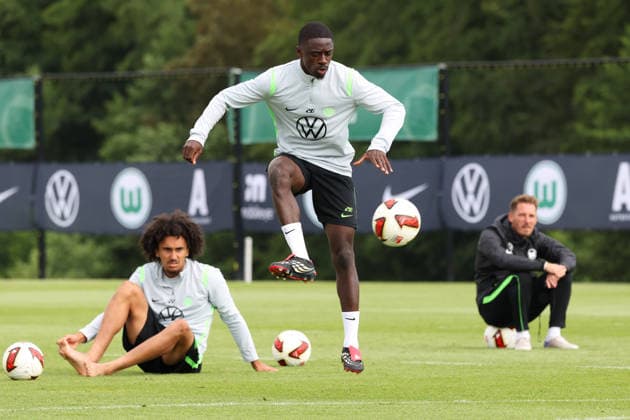 VfL Trainingslager, Weimarer Land Blankenhain, 22.07.2026, Fußball, Herren, Saison 2026 2027, 2. BL, VfL Wolfsburg, Sommer-Trainingslager: Tag 4. SaÃ«l Kumbedi (VfL Wolfsburg) Weimarer Land, Thüringen Deutschland *** VfL Training Camp, Weimarer Land Blankenhain, July 22, 2026, Soccer, Men s, 2026–2027 Season, 2. Bundesliga, VfL Wolfsburg, Summer Training Camp Day 4 Saël Kumbedi VfL Wolfsburg Weimarer Land, Thuringia, Germany