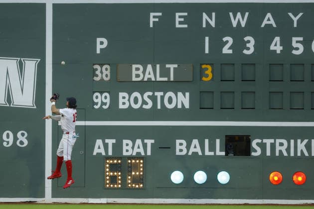 Boston Red Sox left fielder Jarren Duranis unable to field he ball during the first inning against the Baltimore Orioles at Fenway Park in Boston, Massachusetts on Wednesday, July 22, 2026.  BOP20260722006 CJxGUNTHER