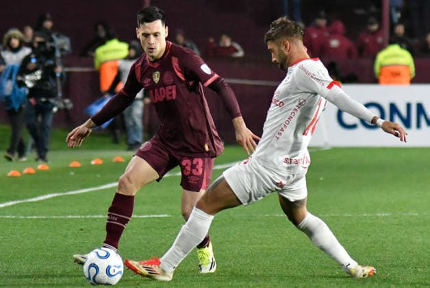 Fußball, Copa Sudamericana, CA Lanus - Club Cienciano Lanus vs Cienciano Foto: FOTOBAIRES Copa Conmebol Sudamericana. *** Lanús vs. Cienciano Photo: FOTOBAIRES CONMEBOL Sudamericana Cup Copyright: x FacundoxMoralesx x@facumoralesfotoxFACUNDOxMORALES @facumoralesfotox