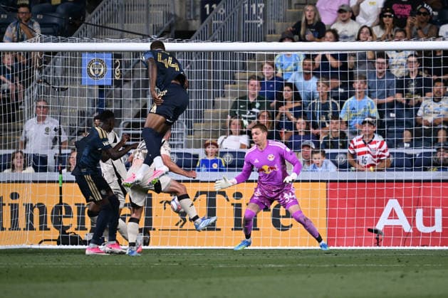 CHESTER, PA - JULY 22: Philadelphia Union midfield Neil Pierre 44 heads the ball for a goal during the game between the Philadelphia Union and the New York Red Bulls on July 22nd, 2026 at Subaru Park in Chester, PA. (Photo by Terence Lewis Icon Sportswire) SOCCER: JUL 22 MLS, Fussball Herren, USA Philadelphia Union vs Red Bull New York EDITORIAL USE ONLY Icon260722015