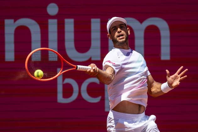 Millennium Estoril Open 2026 at Clube de Tenis do Estoril in Cascais, Portugal - 22 JULY 2026. Nuno Borges of Portugal seen in action during the tennis match between Nuno Borges of Portugal and Roman Burruchaga of Argentina( not in view) during the Millennium Estoril Open 2026 at Clube de Tenis do Estoril. Alexander Blocky won 3-6, 6-4, 7-6 Cascais Portugal Copyright: xHenriquexCasinhasx xSOPAxImagesx HCASINHAS_22072026_ESTORILOPEN_ATP250_001