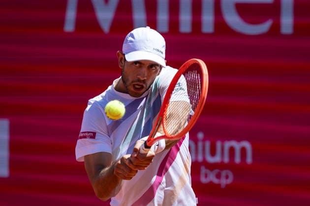 Millennium Estoril Open 2026 at Clube de Tenis do Estoril in Cascais, Portugal - 22 JULY 2026. Nuno Borges of Portugal seen in action during the tennis match between Nuno Borges of Portugal and Roman Burruchaga of Argentina( not in view) during the Millennium Estoril Open 2026 at Clube de Tenis do Estoril. Alexander Blocky won 3-6, 6-4, 7-6 Cascais Portugal Copyright: xHenriquexCasinhasx xSOPAxImagesx HCASINHAS_22072026_ESTORILOPEN_ATP250_005