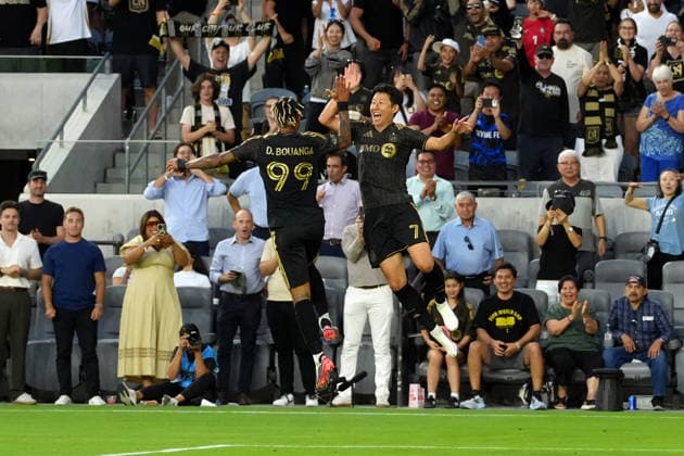 Los Angeles players celebrate a goal during an MLS, Fussball Herren, USA League match between Los Angeles and Real Salt Lake at BMO Stadium in Los Angeles, USA, 22 July 2026. MLS League: Los Angeles vs. Real Salt Lake !ACHTUNG: NUR REDAKTIONELLE NUTZUNG!  Copyright: xOmarxAlonsox AMDEP9243 20260723-55020966005_1