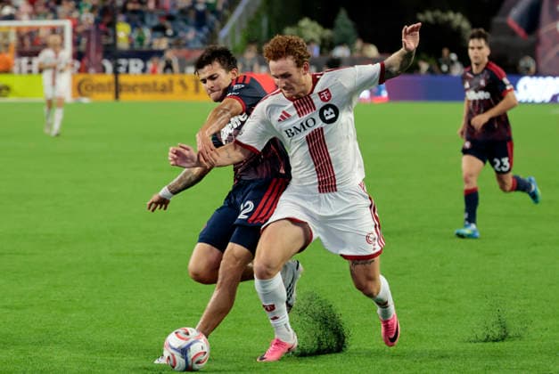 Football, MLS, New England Revolution – Toronto FC