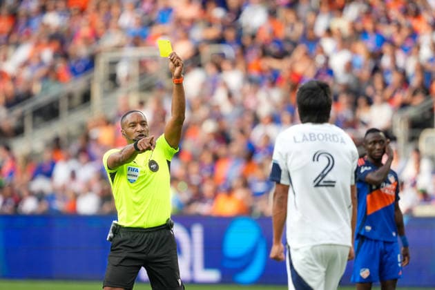 July 22, 2026, Cincinnati, Ohio, USA: Vancouver Whitecaps defender MathoÂ­as Laborda (2) receives a yellow card after his handball outside of the box during an MLS, Fussball Herren, USA game at TQL Stadium Soccer 2026:FC Cincinnati V Vancouver Whitecaps  - ZUMAt168 20260722_zsp_t168_038 Copyright: xTrentxPattersonx
