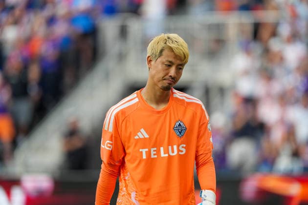 July 22, 2026, Cincinnati, Ohio, USA: Vancouver Whitecaps goalkeeper Yohei Takaoka (1) upset after letting FC Cincinnati midfield Evander da Silva Ferreira (10) tie up the game 2-2 during an MLS, Fussball Herren, USA game at TQL Stadium Soccer 2026:FC Cincinnati V Vancouver Whitecaps  - ZUMAt168 20260722_zsp_t168_043 Copyright: xTrentxPattersonx
