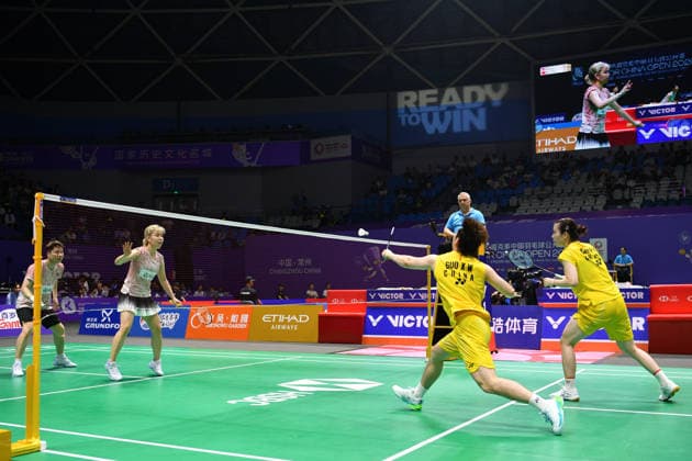 CHANGZHOU, CHINA - JULY 23: Guo Xinwa and Chen Fanghui of China compete in the Mixed Doubles Round of 16 match against Goh Soon Huat and Shevon Jemie Lai of Malaysia on day 3 of the China Open 2026 at Changzhou Olympic Sports Center Gymnasium on July 23, 2026 in Changzhou, Jiangsu Province of China.  Copyright: xVCGx 111655926990