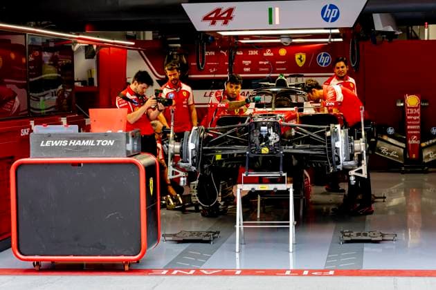 BUDAPEST - Mechanics at work on the car of Formula 1 driver Lewis Hamilton of Scuderia Ferrari HP during the Formula 1 Hungary at the Hungaroring circuit on July 23, 2026 in Budapest, Hungary. (Photo by DeFodi Images) - *** BUDAPEST Mechanics working on the car of Formula 1 driver Lewis Hamilton of Scuderia Ferrari HP during the Formula 1 Hungarian Grand Prix at the Hungaroring circuit on July 23, 2026, in Budapest, Hungary. Photo by DeFodi Images
