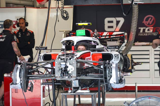 F1 - HUNGARIAN GRAND PRIX 2026 TGR Haas F1 Team VF-26, Mechanical detail mechanic, mecanicien, mechanics during the Formula 1 Hungarian Grand Prix 2026, 11th round of the 2026 Formula One World Championship, WM, Weltmeisterschaft from July 24 to 26, 2026 on the Hungaroring, in Mogyorod near Budapest, Hungary - MogyorodHungary  Copyright: xXavixBonillax