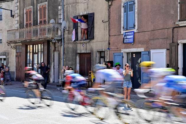 Tour de France 2026 Stage 18 ORCIERES-MERLETTE, FRANCE - JULY 23 : illustration picture fans - supporters during stage 18 of the 113rd edition of Tour de France an UCI World Tour 2.UWT cycling road race stage for Men Elite of 185 km with start in Voiron and finish in Orcieres-Merlette on July 23, 2026 in Orcieres-Merlette, France, 23 07 2026 Orcieres-Merlette France  Copyright: xPetexGodingx