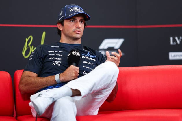 Carlos Sainz of Spain and Williams Racing , Previews, F1 Grand Prix of Hungary, am 23. July 2026 in Budapeste, Hungary. (Foto von Diogo Cardoso DeFodi Images) Carlos Sainz of Spain and Williams Racing , Previews, F1 Grand Prix of Hungary, Hungaroring on July 23, 2026 in Budapeste, Hungary. (Photo by Diogo Cardoso DeFodi Images) - *** Carlos Sainz of Spain and Williams Racing, Previews, F1 Grand Prix of Hungary, on July 23, 2026, in Budapest, Hungary. Photo by Diogo Cardoso DeFodi Images. Carlos Sainz of Spain and Williams Racing, Previews, F1 Hungarian Grand Prix, Hungaroring on July 23, 2026, in Budapest, Hungary. Photo by Diogo Cardoso, DeFodi Images