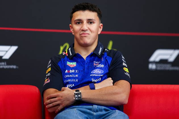 Isack Hadjar of France and Red Bull Racing , Previews, F1 Grand Prix of Hungary, am 23. July 2026 in Budapeste, Hungary. (Foto von Diogo Cardoso DeFodi Images) Isack Hadjar of France and Red Bull Racing , Previews, F1 Grand Prix of Hungary, Hungaroring on July 23, 2026 in Budapeste, Hungary. (Photo by Diogo Cardoso DeFodi Images) - *** Isack Hadjar of France and Red Bull Racing, Previews, F1 Grand Prix of Hungary, on July 23, 2026, in Budapest, Hungary. Photo by Diogo Cardoso DeFodi Images. Isack Hadjar of France and Red Bull Racing, Previews, F1 Hungarian Grand Prix, Hungaroring on July 23, 2026, in Budapest, Hungary. Photo by Diogo Cardoso DeFodi Images