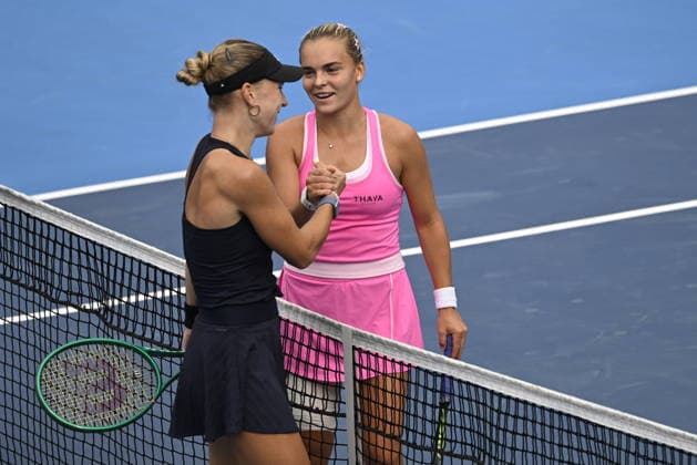 From right Sara Bejlek of Czech Republic celebrates victory after the match against Maria Timofeeva of Uzbekistan within the women s WTA, Tennis Damen 250 Livesport Prague Open 2026 tennis tournament in Prague, Czech Republic, on July 23, 2026. (CTKxPhoto MichalxKrumphanzl) CTKPhotoP2026072306846  CTKPhotoP2026072306846