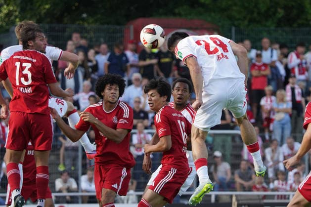 23 .07.2026, Fussball, Köln, Testspiel, Freundschaftsspiel, SV Bergische Gladbach 09 vs 1.FC Köln, Belkaw -Arena , Bergisch Bladbach luca lochoshvili 1.FC Köln, Aktion, Einzelbild *** July 23, 2026, Soccer, Cologne, Exhibition Match, Friendly Match, SV Bergische Gladbach 09 vs. 1. FC Köln, Belkaw Arena, Bergisch Gladbach, Luca Lochoshvili (1. FC Köln), Action, Still Image