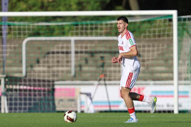 Luka Lochoshvili (1. FC Köln) in Aktion, am Ball, Einzelaktion waehrend des Testspiels zwischen 1. FC Köln und SV Bergisch Gladbach 09, Belkaw Arena am 23. July 2026 in Bergisch Gladbach, Deutschland. (Foto von Oliver Kaelke DeFodi Images) +++ Luka Lochoshvili (1. FC Köln) controls the ball during the friendly match between 1. FC Köln and SV Bergisch Gladbach 09 at Belkaw Arena on July 23, 2026 in Bergisch Gladbach, Germany. (Photo by Oliver Kaelke DeFodi Images) (Photo by Oliver Kaelke DeFodi Images) - *** Luka Lochoshvili of 1 FC Köln in action, on the ball, making a solo run during the friendly match between 1 FC Köln and SV Bergisch Gladbach 09 at Belkaw Arena on July 23, 2026, in Bergisch Gladbach, Germany Photo by Oliver Kaelke DeFodi Images Luka Lochoshvili of 1 FC Köln controls the ball during the friendly match between 1 FC Köln and SV Bergisch Gladbach 09 at Belkaw Arena on July 23, 2026 in Bergisch Gladbach, Germany Photo by Oliver Kaelke DeFodi Images Photo by Oliver Kaelke DeFodi Images