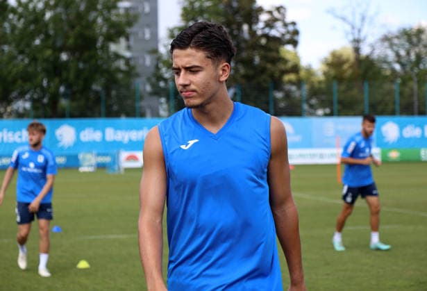Fussball, Herren, Regionalliga Bayern, Saison 2026 2027, TSV 1860 München, Training Loris Husic (TSV 1860 München) Kopf, Oberkörper *** Soccer, Men s, Bavarian Regional League, 2026–2027 Season, TSV 1860 Munich, Training: Loris Husic, TSV 1860 Munich, Head, Upper Body