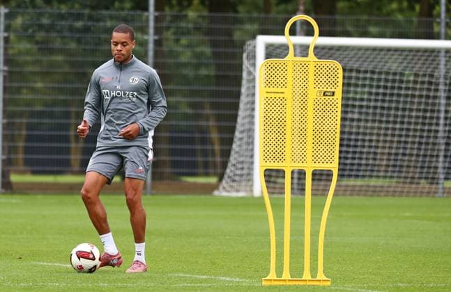 23.07.2026, NED, Fußball, Herren, 1. Bundesliga, Saison 2026 2027, Trainingslager, Rasenplatz, SV Elversberg Jan Gyamerah ( SV Elversberg 30 ) Stroe Rasenplatz Gelderland Niederlande *** July 23, 2026, NED, Soccer, Men s, 1st Bundesliga, 2026–2027 Season, Training Camp, Grass Field, SV Elversberg Jan Gyamerah SV Elversberg 30 Stroe Grass Field Gelderland Netherlands Copyright: xNordphotox xSMx