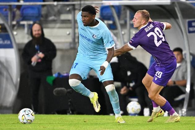 Gent s Vergara and Cherkasy s Roman Didyk pictured in action during a soccer game between Ukrainian FC LNZ Cherkasy and Belgian KAA Gent, Thursday 23 July 2026 in Plock, Poland, the first leg of the second qualifying round for the UEFA Conference League. JILLxDELSAUX  x181874039x