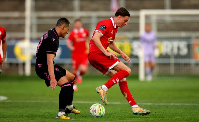 UEFA Europa Conference League Second Qualifying Round First Leg, Tolka Park, Dublin 23 7 2026 Shelbourne vs Nomme Kalju FC Shels™ Daniel Kelly and Danyl Mashchenko of Kalju Daniel Kelly and Danyl Mashchenko 23 7 2026  Copyright: xx RB1_4936
