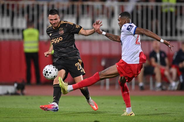 VOJVODINA NOVI SAD vs AJAX AMSTERDAM STEVEN BERGHUIS vs BARROS DA CUNHA LUCAS Baros da Kunja Lukas football Vojvodina Novi Sad vs Ajax Amsterdam qualifications UEFA Conference League at Karadjordje stadium, Novi Sad 23.07.2026 Foto: FOOTBALL, UEFA CONFERENCE LEAGUE, AJAX AMSTERDAM, VOJVODINA NOVI SAD, QUALIFICATIONS Novi Sad Karadjordje stadium Serbia Copyright: xMarkoxMetlas xMNxPressx