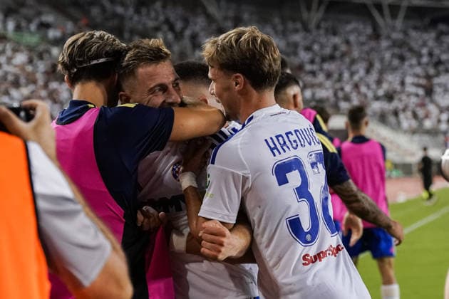UEFA Europa League Qualifikation 2026 2027 - 2. Runde, 23.07.2027 - HNK Hajduk Split (Kroatien) vs. Pafos FC (Zypern) - Stadion Poljud (Split, Kroatien); Hajduk bejubelt das 2-0 durch Dario Melnjak (Hajduk Split) *** UEFA Europa League Qualifying Round 2, 2026–2027, July 23, 2027: HNK Hajduk Split (Croatia) vs. Pafos FC (Cyprus) at Poljud Stadium, Split, Croatia. Hajduk celebrates the 2–0 goal scored by Dario Melnjak. Hajduk Split Copyright: xLUKAxKOLANOVICx