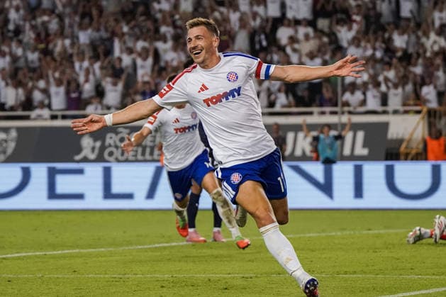 UEFA Europa League Qualifikation 2026 2027 - 2. Runde, 23.07.2027 - HNK Hajduk Split (Kroatien) vs. Pafos FC (Zypern) - Stadion Poljud (Split, Kroatien); Dario Melnjak (Hajduk Split) bejubelt sein 2-0 *** UEFA Europa League Qualifying Round 2, 2026–2027, July 23, 2027: HNK Hajduk Split (Croatia) vs. Pafos FC (Cyprus) at Poljud Stadium, Split, Croatia. Dario Melnjak of Hajduk Split celebrates his 2–0 goal. Copyright: xLUKAxKOLANOVICx