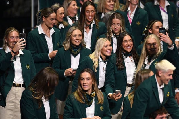 COM26 OPENING CEREMONY, Australia™s netballers enter the stadium with their team mates during the Opening Ceremony of the Glasgow 2026 Commonwealth Games at The Hydro in Glasgow, Scotland, Thursday, July 23, 2026. ( NO ARCHIVING, EDITORIAL USE ONLY GLASGOW UNITED KINGDOM  Copyright: xJOELxCARRETTx 20260724128550328907
