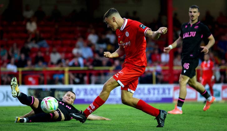 UEFA Europa Conference League Second Qualifying Round First Leg, Tolka Park, Dublin 23 7 2026 Shelbourne vs Nomme Kalju FC Shels™ Daniel Ring takes a shot at goal Daniel Ring takes a shot at goal 23 7 2026  Copyright: xx RB2_6801