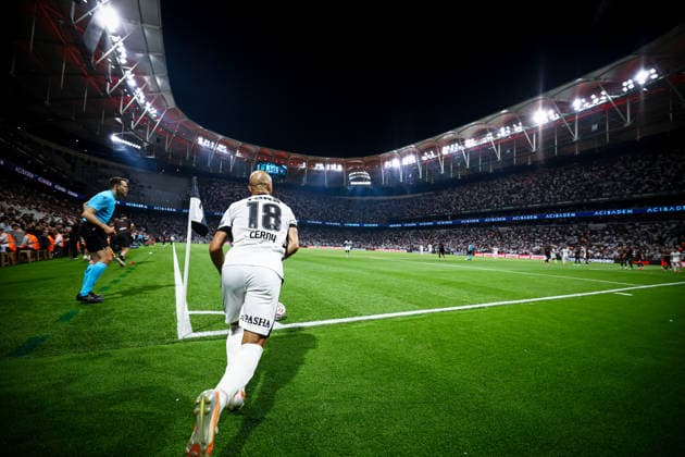 Besiktas vs Midtjylland UEFA Europa League Qualification 2nd Round Vaclav Cerny of Besiktas JK takes a corner kick during the match. Besiktas and Midtjylland faced each other at UEFA Europa League Qualification 2nd Round 1st leg. The match took place in Tupras Stadium on July 23th, 2026. Istanbul Istanbul Turkey Copyright: xBurakxBasturkx