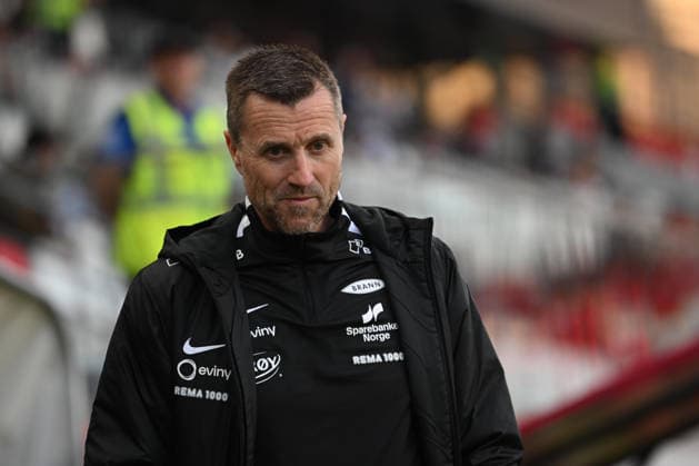 U Cluj vs SK Brann - UEFA Conference League Eirik Horneland, coach of SK Brann, reacts in the stands during the Conference League game between U Cluj and SK Brann in Sfantu Gheorghe, Romania, on July 23, 2026. Sfantu Gheorghe Romania  Copyright: xAlexxNicodimx originalFilename:nicodim-conferen260723_npPKD.jpg