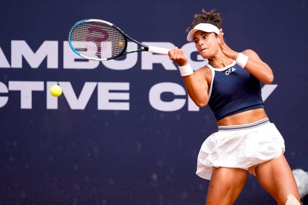 MSC Hamburg Ladies Open - Day 4 Mayar Sherif of Egypt plays against Elsa Jacquemot of France during their round of 16 match at the 2026 MSC Hamburg Ladies Open women s tennis tournament at Am Rothenbaum in Hamburg, Germany. Hamburg Hamburg Germany  Copyright: xOwenxHammondx originalFilename:hammond-2026msch260723_npDRv.jpg