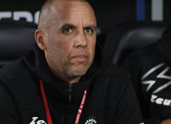 Independiente Santa Fe (COL) v Caracas (VEN) - Copa Conmebol Sudamericana Henry Melendez, coach of Caracas FC (VEN), during the first leg of the CONMEBOL Sudamericana 2026 Round of 32 play-offs played at the Nemesio Camacho El Campin Stadium in Bogota, Colombia, on an unspecified date. Bogota Colombia  Copyright: xDanielxGarzonxHerazox originalFilename:garzonherazo-independ260723_npaBo.jpg