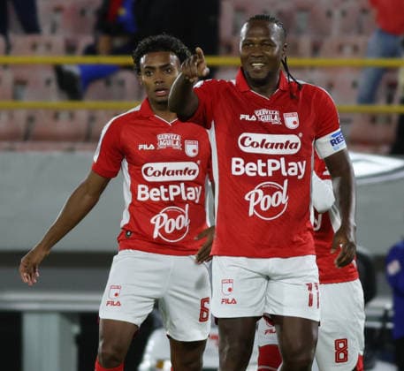 Independiente Santa Fe (COL) v Caracas (VEN) - Copa Conmebol Sudamericana Hugo Rodallega of Independiente Santa Fe celebrates a goal during the first leg of the Round of 32 playoff match of the 2026 CONMEBOL Sudamericana Cup, played at the Nemesio Camacho El Campin Stadium in Bogota, Colombia, on an unspecified date. Bogota Colombia  Copyright: xDanielxGarzonxHerazox originalFilename:garzonherazo-independ260723_npH9d.jpg