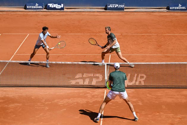 TENNIS - ATP, Tennis Herren Generali Open 2026 KITZBUEHEL,AUSTRIA,24.JUL.26 - TENNIS - ATP World Tour, Generali Open. Image shows Pierre Hugues Herbert (FRA), Kevin Krawietz and Mark Wallner (GER).  GEPAxpictures xDanielxSchoenherr