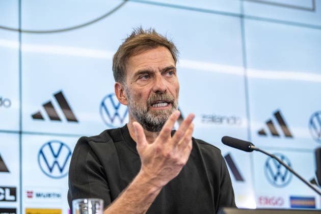 24.07.2026, xfux, Fussball DFB Deutsche Fussball Nationalmannschaft - Pressekonferenz zur Vorstellung von Juergen Jürgen Klopp als Trainer Bundestrainer, v.l. Trainer Juergen Juergen Nobert Klopp (Deutsche Fussball Nationalmannschaft DFB) Frankfurt am Main *** July 24, 2026, xfux, Soccer, DFB, German National Soccer Team, Press conference to introduce Jürgen Klopp as head coach, from left: Head Coach Jürgen Klopp, German National Soccer Team, DFB, Frankfurt am Main