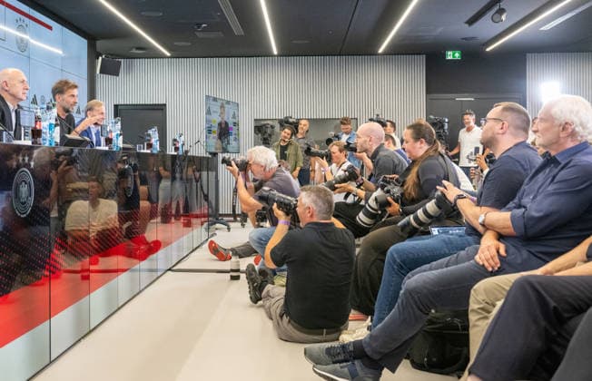24.07.2026, xfux, Fussball DFB Deutsche Fussball Nationalmannschaft - Pressekonferenz zur Vorstellung von Juergen Jürgen Klopp als Trainer Bundestrainer, v.l. Praesident Präsident Bernd Neuendorf (Deutscher Fussball-Bund DFB), Trainer Juergen Juergen Nobert Klopp (Deutsche Fussball Nationalmannschaft DFB), Hans-Joachim Aki Watzke (Vorsitzender des Aufsichtsrates des Deutschen Fussball Bund DFB), Sportdirektor Rudolf Rudi Voeller Völler (DFB Deutsche Fussball Nationalmannschaft Deutschland) Frankfurt am Main *** July 24, 2026, xfux, Soccer DFB German National Soccer Team Press conference to introduce Jürgen Klopp as head coach, from left: President Bernd Neuendorf of the German Soccer Association (DFB), Head Coach Jürgen Norbert Klopp of the German National Soccer Team (DFB), Hans Joachim Aki Watzke, Chairman of the Supervisory Board of the German Football Association (DFB), and Rudolf Rudi Voeller, Sports Director of the DFB German National Soccer Team, Frankfurt am Main