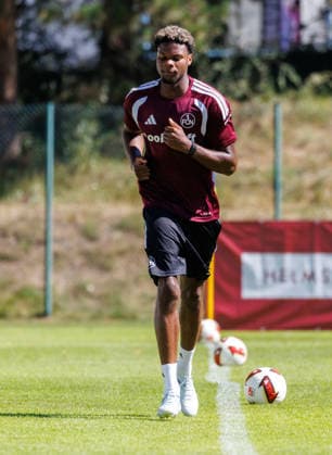 24.07.2026 - Fussball - 2. Fussball-Bundesliga - Saison 2026 2027 - 1. FC Nürnberg FCN Club - Trainingslager Sommer Sommertrainingslager Gais - Bruneck - Südtirol - Zink DaMa - xdaxmax - Winners Osawe (1. FC Nürnberg FCN ) mit Laufeinheit *** July 24, 2026 Soccer 2 Bundesliga 2026–2027 Season 1 FC Nuremberg (FCN) Club Summer Training Camp Summer Training Camp in Gais, Brunico, South Tyrol Zink DaMa xdaxmax Winners Osawe 1 FC Nuremberg (FCN) with running session