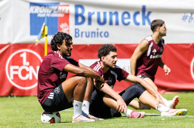 24.07.2026 - Fussball - 2. Fussball-Bundesliga - Saison 2026 2027 - 1. FC Nürnberg FCN Club - Trainingslager Sommer Sommertrainingslager Gais - Bruneck - Südtirol - Zink DaMa - xdaxmax - Rayan Ghrieb (7, 1. FC Nürnberg FCN ) Khalid Abu El Haija (44, 1. FC Nürnberg FCN ) nach Training am Boden *** July 24, 2026 Soccer 2 Soccer Bundesliga 2026–2027 Season 1 FC Nuremberg (FCN) Club Summer Training Camp Summer Training Camp in Gais, Brunico, South Tyrol Zink DaMa xdaxmax Rayan Ghrieb 7, 1 FC Nuremberg (FCN) Khalid Abu El Haija 44, 1 FC Nuremberg (FCN) on the ground after training