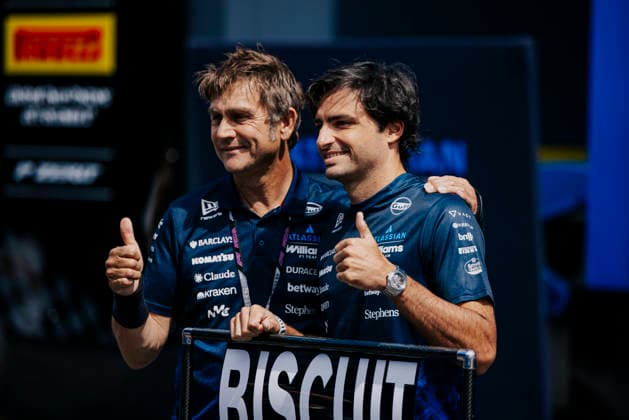 Formula 1 AWS Hungarian Grand Prix 2026 Maxime Le Juste OVERTAKE MAXPPP - Budapest 24 07 2026 55 SAINZ Carlos (esp), Atlassian Williams F1 Team, portrait at the Formula 1 AWS Hungarian Grand Prix 2026, the 11th round of the 2026 FIA Formula 1 World Championship, WM, Weltmeisterschaft at the Hungaroring in Budapest, Hungary, from 23 to 26 July 2026 Budapest Hungaroring Hungary  Copyright: xOVERTAKE MAXPPPxMaximexLexJustex OVT202607248102 OVT202607248102